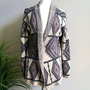 Day Trip - Cardigan Aztec Print -  Medium